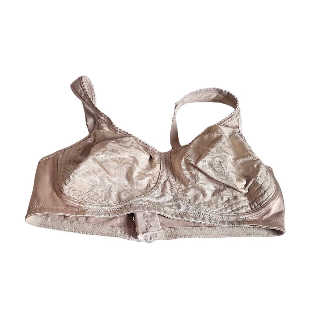 Playtex 18 Hour Ultimate Lift and Support Beige Wire Free Bra Womans Size 38C